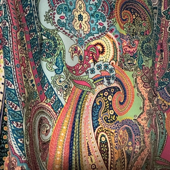 TOMMY HILFIGER flowy shift Paisley ruffle bottom dress - Picture 4 of 5